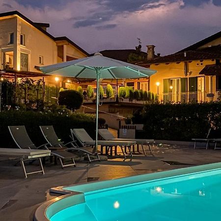 La Rosa Gialla Bio Apartments & Rooms Barolo Exterior foto